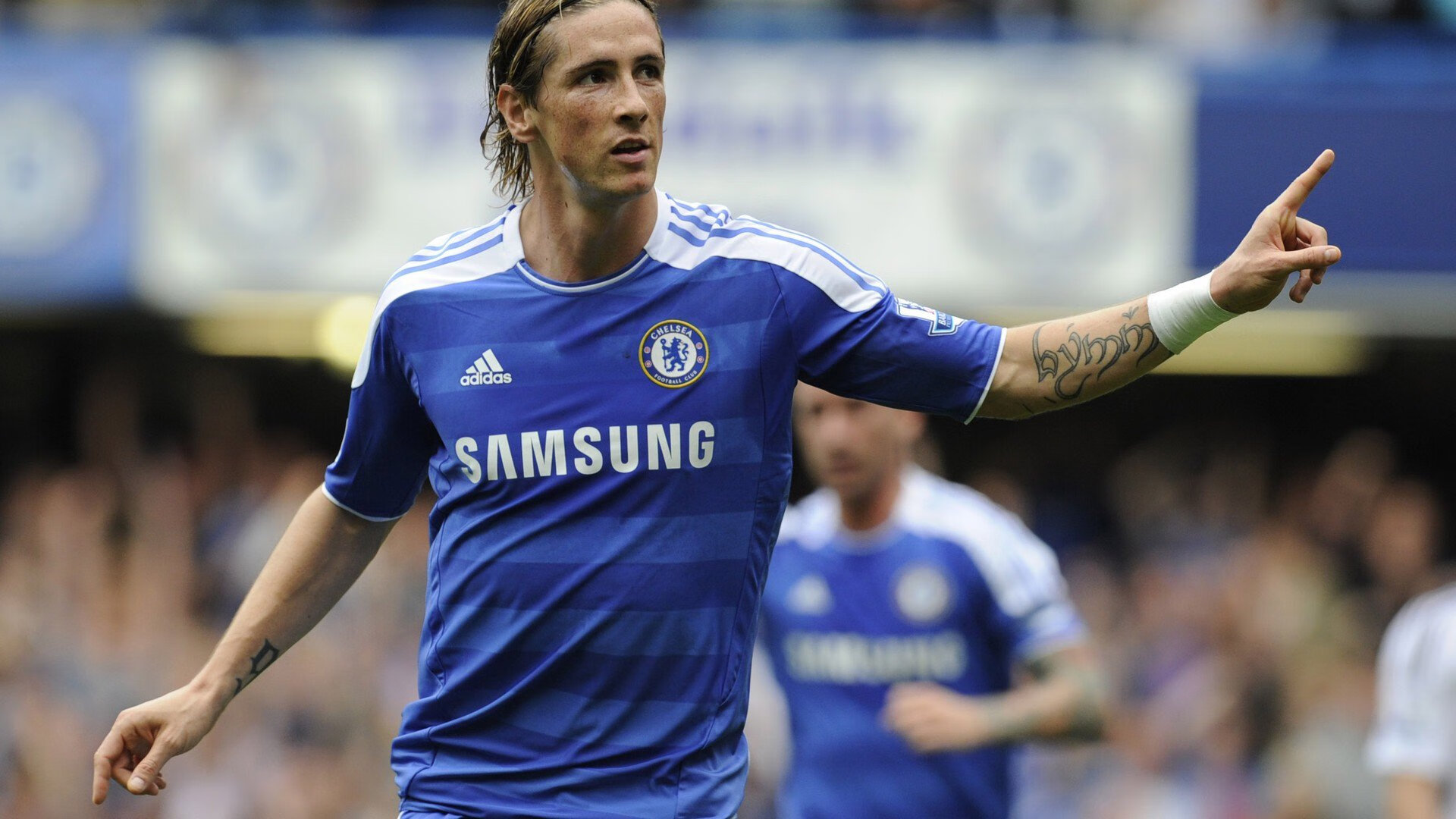 欧文赛点一剑封喉！多特蒙德淘汰巴塞罗那晋级四强，主帅激动落泪